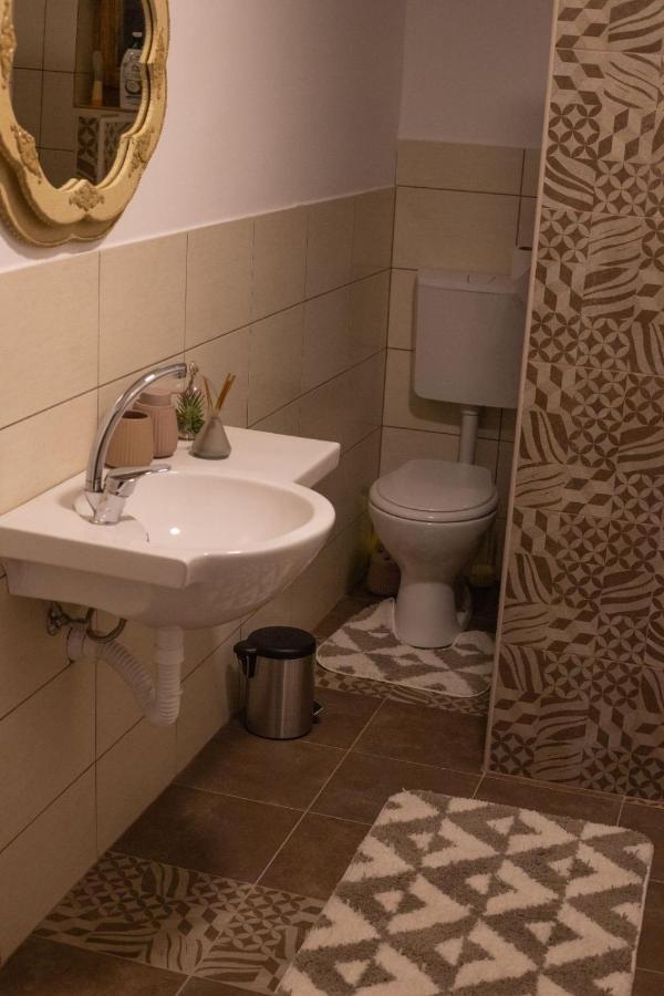 Apartman Casa Skerlak Malo Srediste Ngoại thất bức ảnh